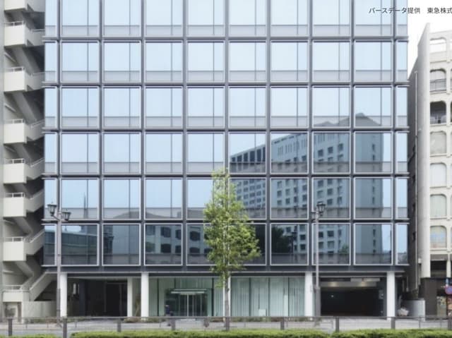 外観_四ツ谷駅から徒歩2分の好立地です。©WeWork