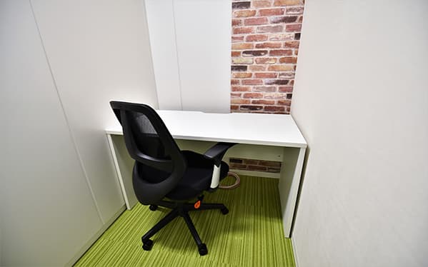 プライベートルームE_1人用個室です。