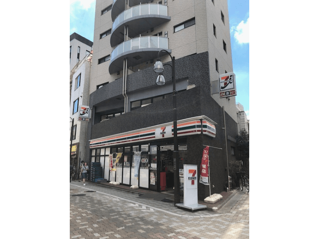 近隣のコンビニ_東上野2丁目車坂通り店(徒歩1分)