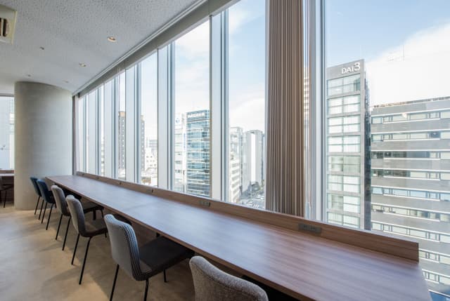 銀座1丁目ビル_コワーキングスペース‗カウンター席