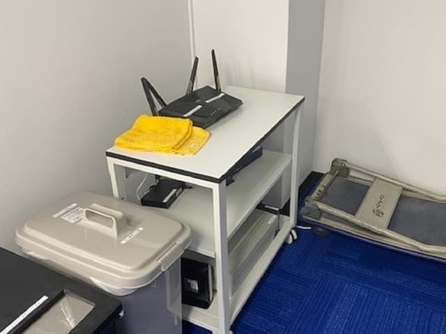 設備_オフィスには入居者様が自由に利用できる共用WiFiが設置されています。