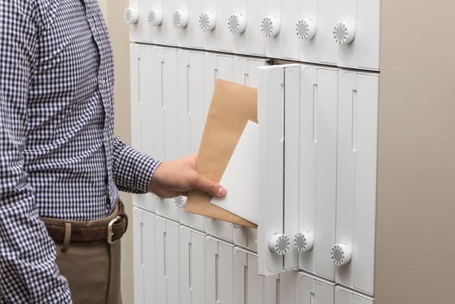 設備_各個室用のメールボックスをご用意しています