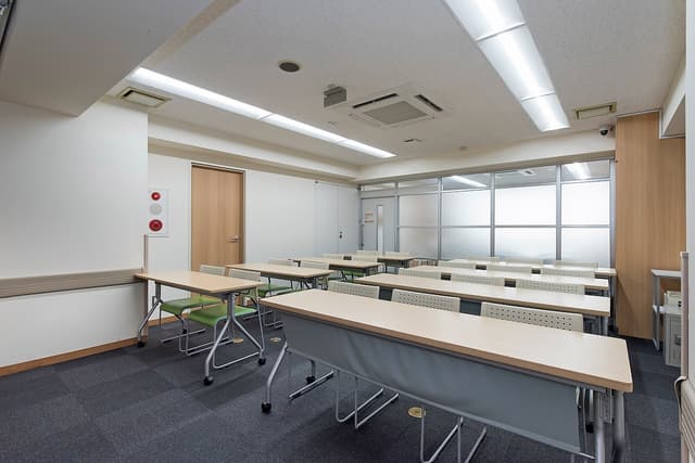 セミナールーム。3階には20名利用が可能なセミナールームがあるため、イベント開催も可能です。