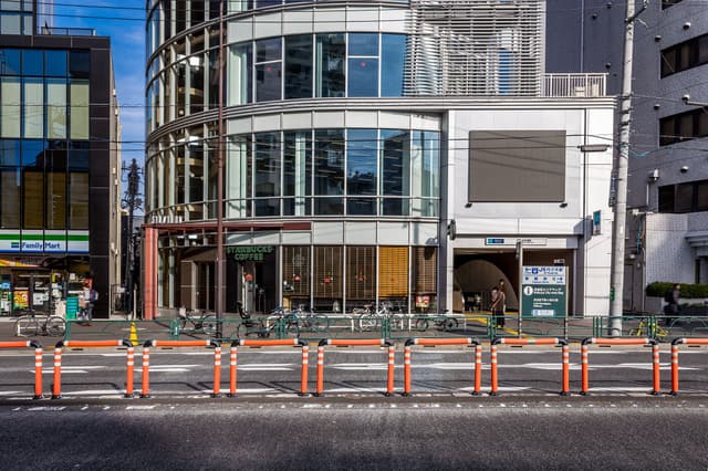 EXTERIOR_IMG_1848_mini