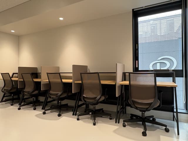 専有部_個室。家具付きです。