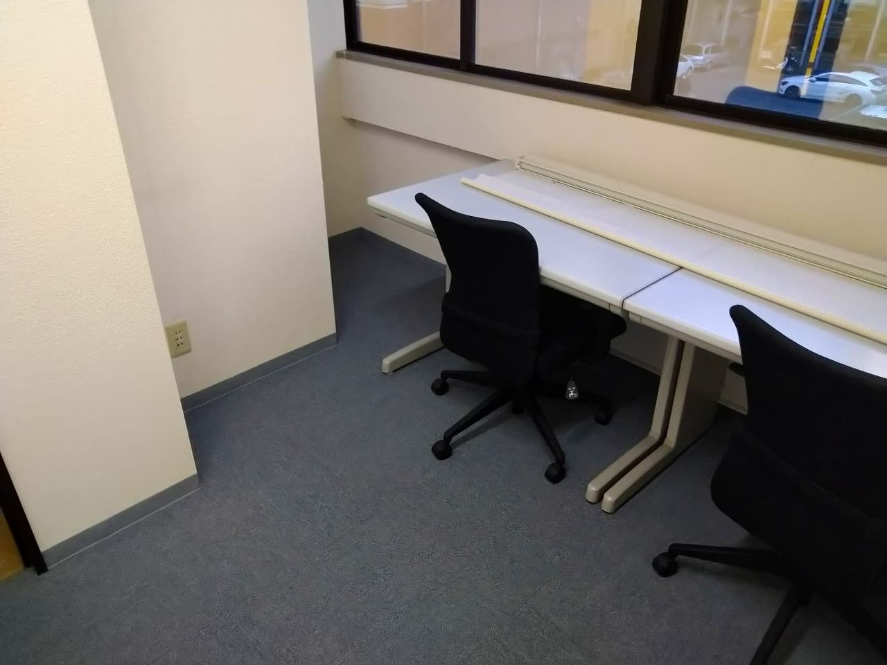 レンタルオフィス新横浜_2名部屋の一例