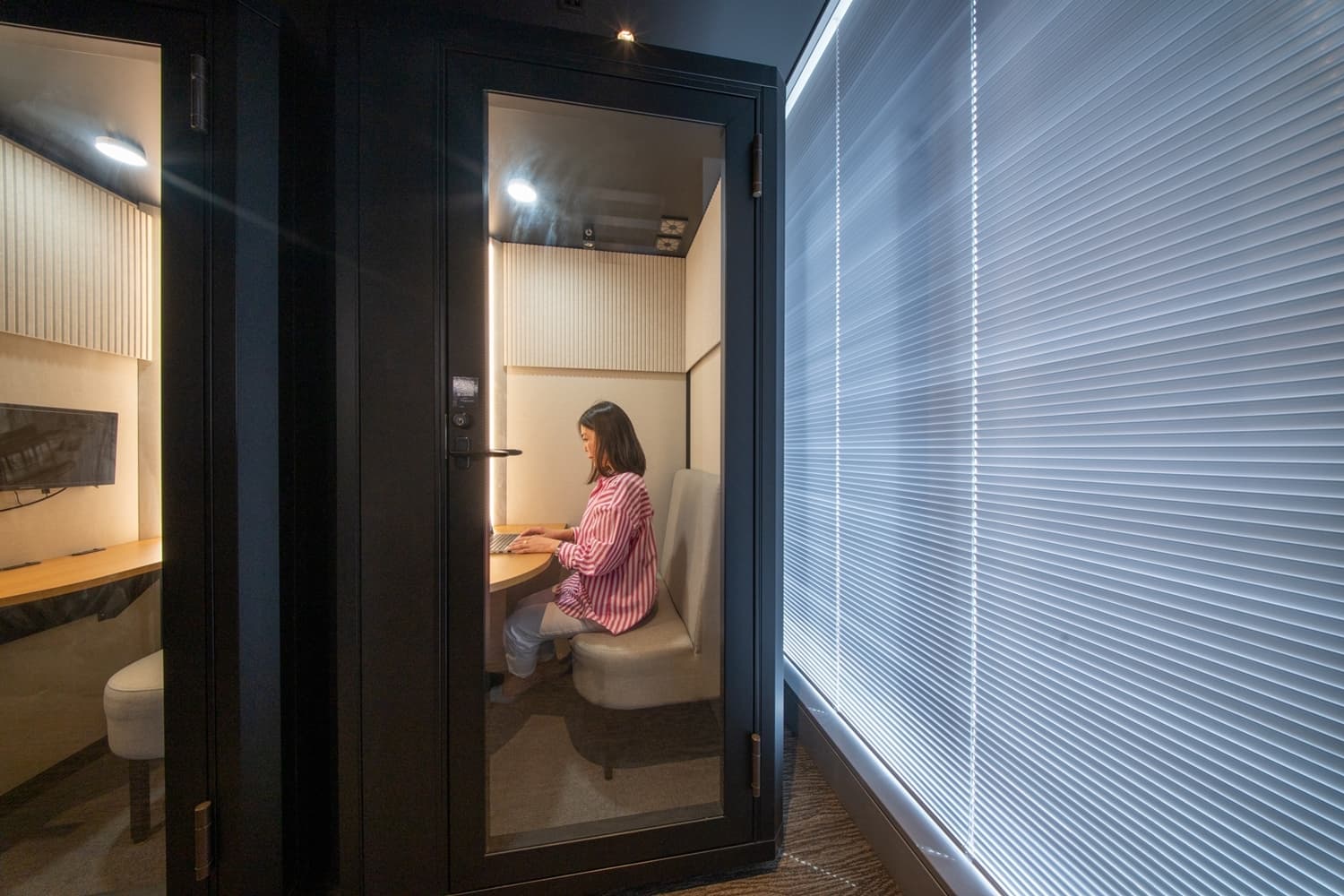 img_Nihonbashi_webbooth-usage-scene_1500X1000