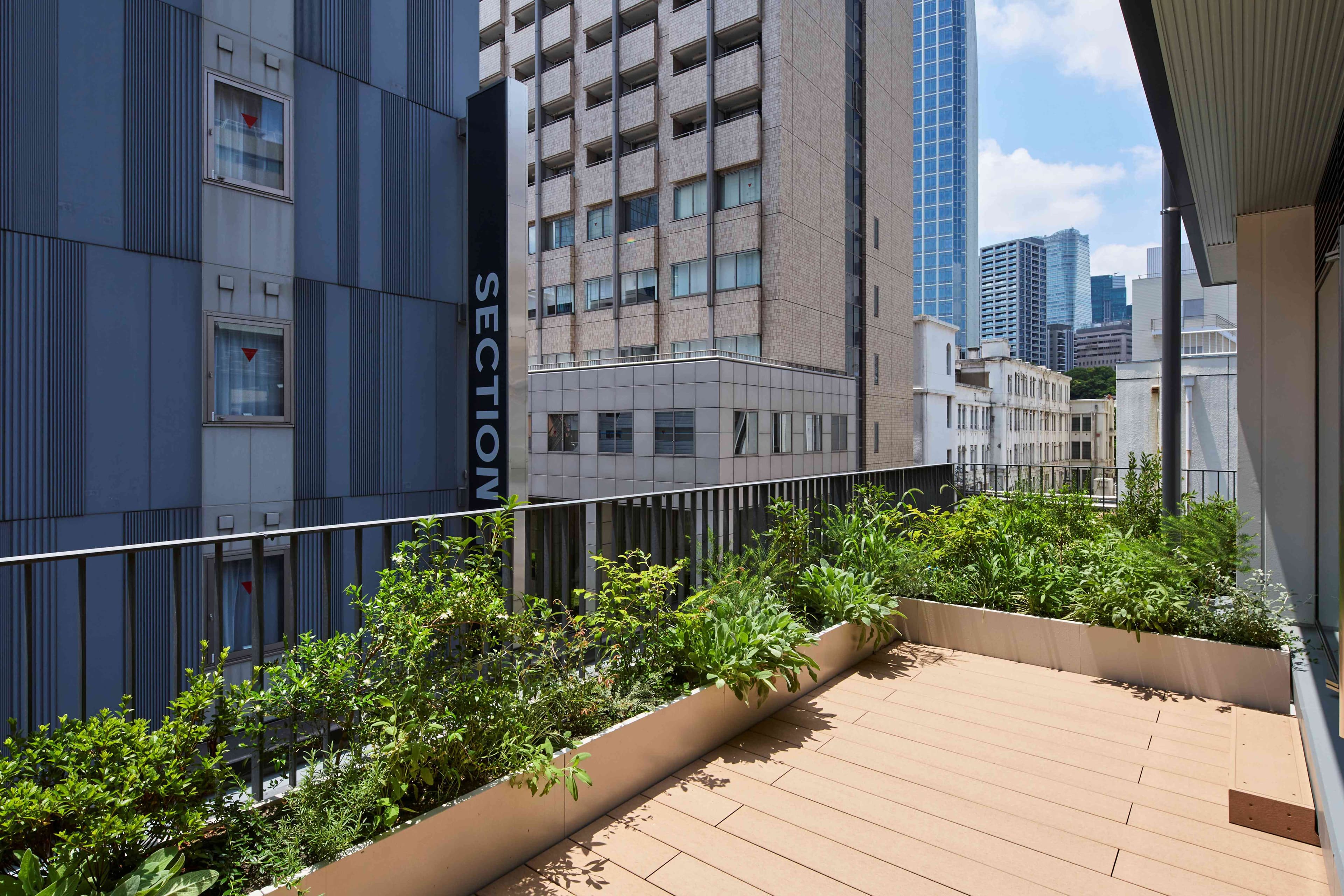 312号室専用バルコニー