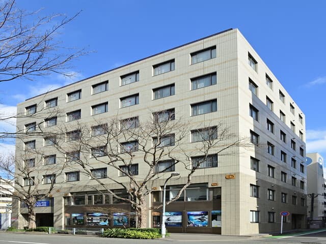 外観_博多駅から徒歩3分の好立地オフィスです。
