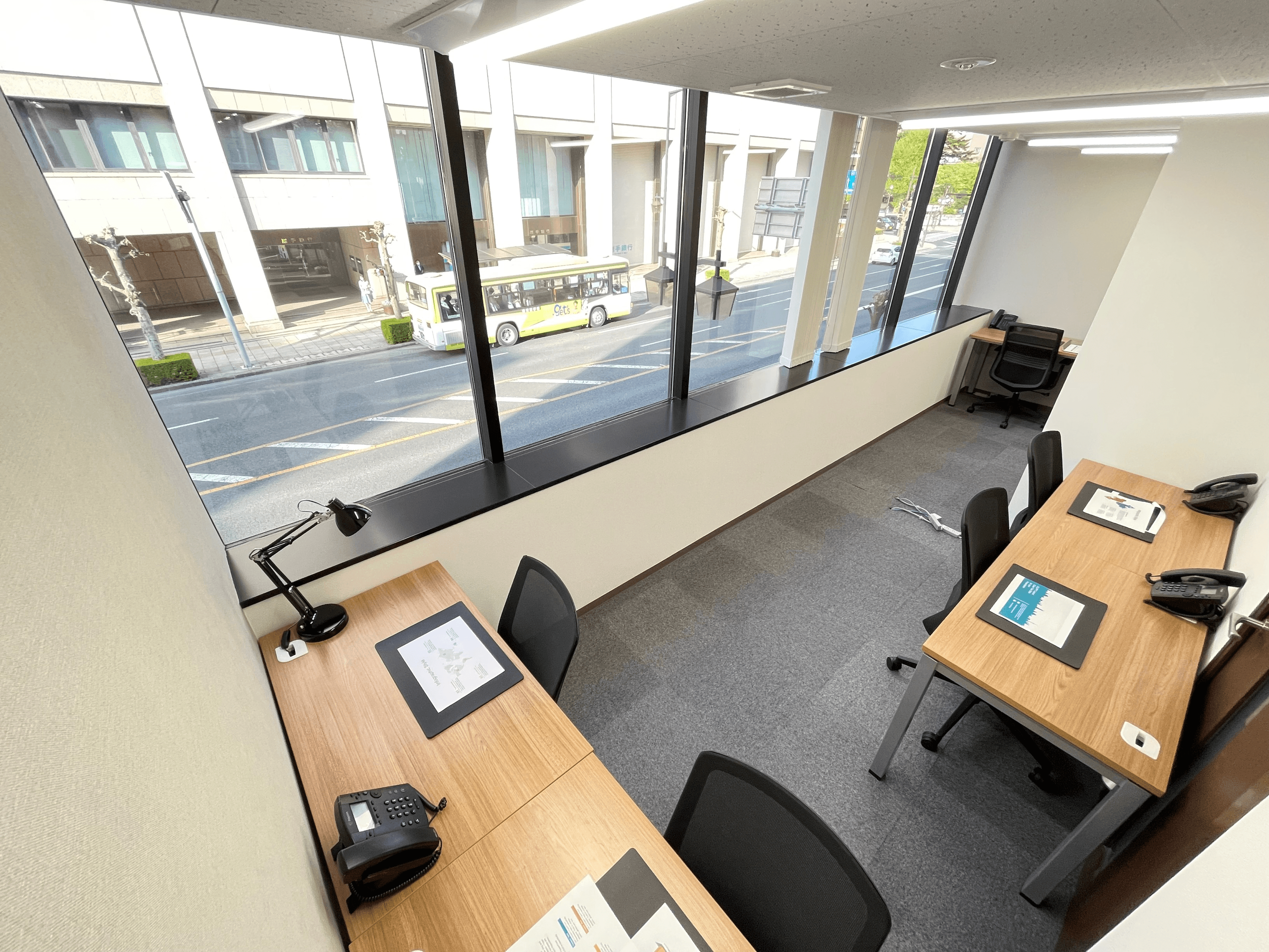 show_ofiice_photo_209210_14sqm__1