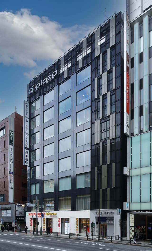外観_キュープラザ新宿三丁目
