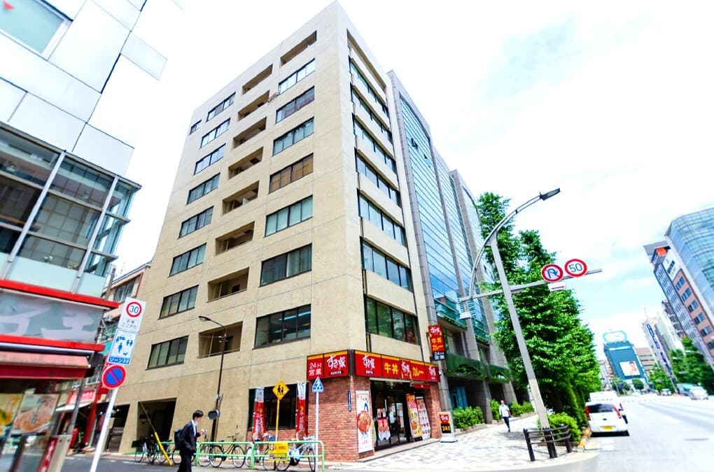 ビル外観_ハローオフィスAkiba_電気街すぐ_銀座線末広町駅出口の_目の前の建物です_御徒町駅利用可能_