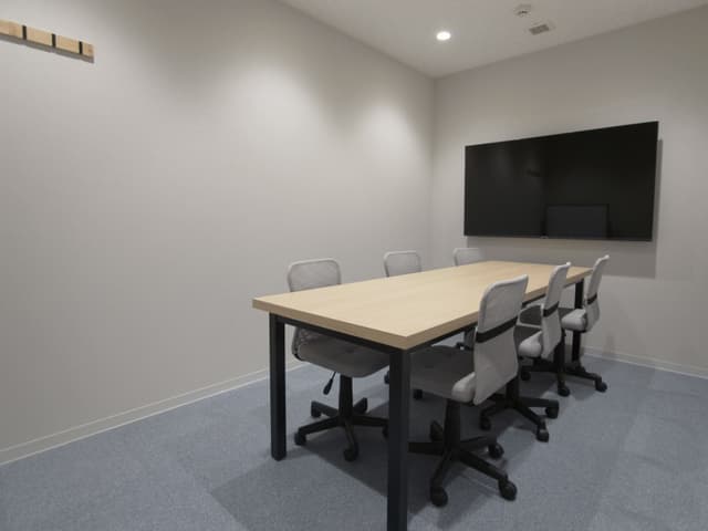 会議室_30分毎にご利用が可能です(有料)。