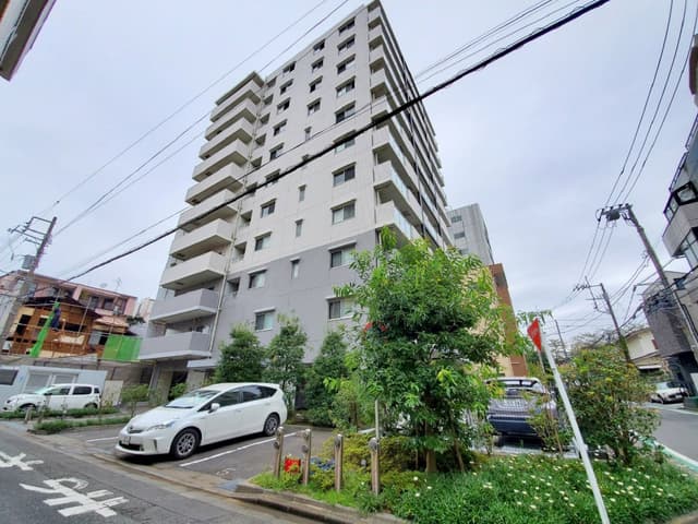 外観_オフィスには有料の駐輪場も用意されています。
