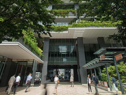 外観_東京駅前エリアの一画に位置し、5駅24路線利用可能な好立地です©WeWork