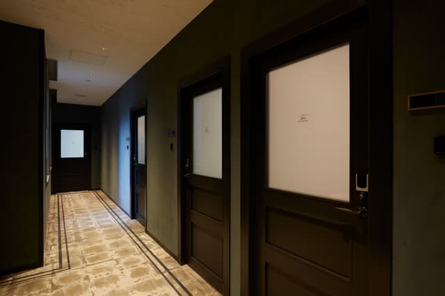 専有部_各個室前の共用廊下