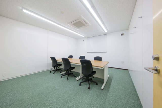 専有部_個室。大人数でご利用可能なお部屋もございます。