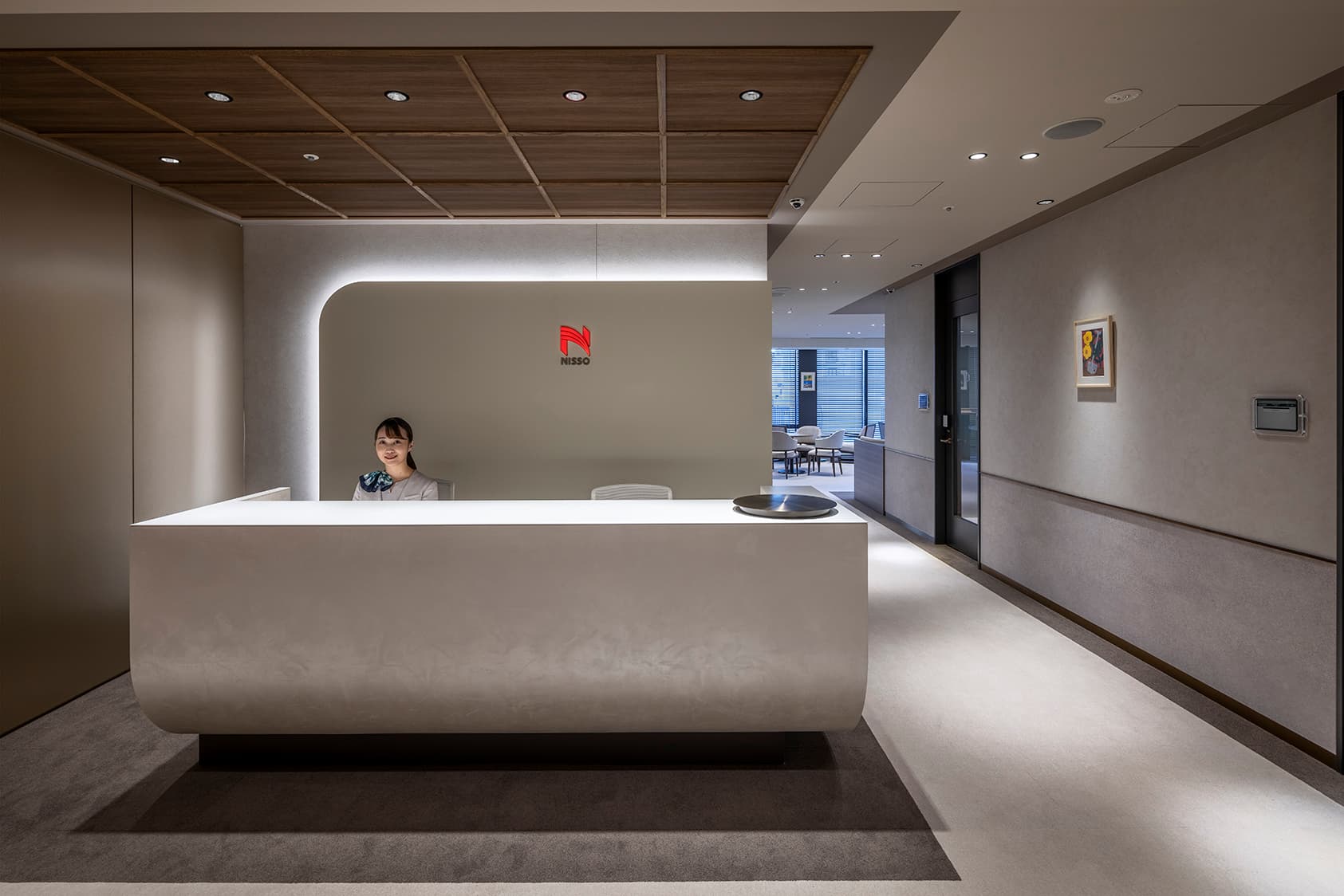 受付_ゲストのご案内や不在時の荷物預かり等のサービスがあります。