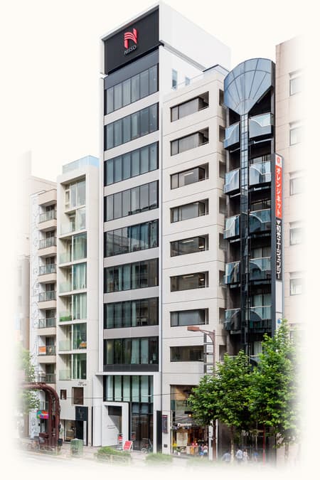 外観_ビルはレンタルオフィスのために一棟全てをリニューアルしてあります