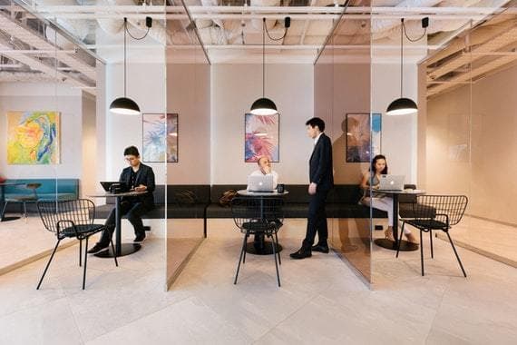 オープンスペース_集中して作業したい時に利用したいスペースです©WeWork ※写真はイメージです。