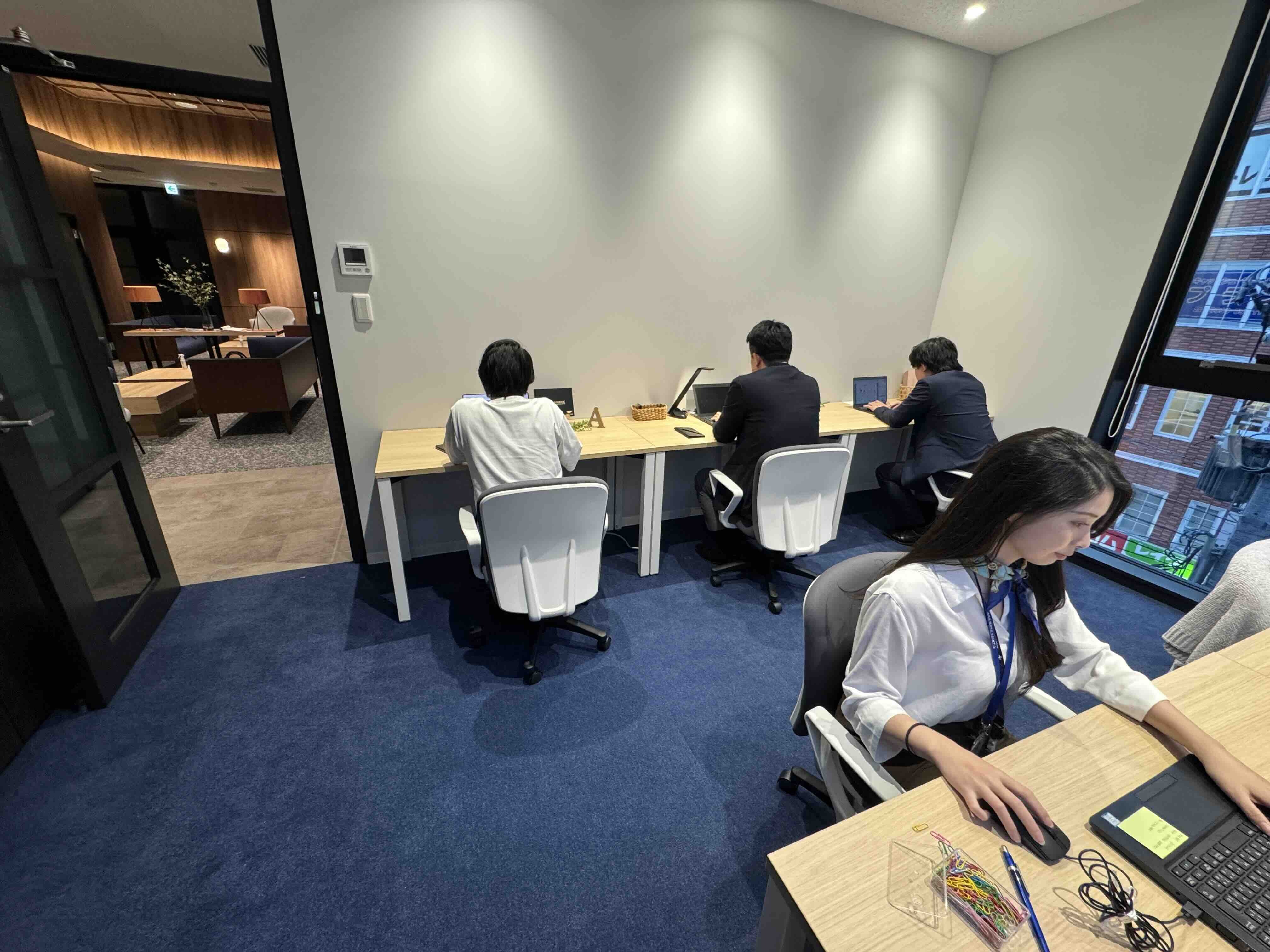 専有部_個室。家具付きです。