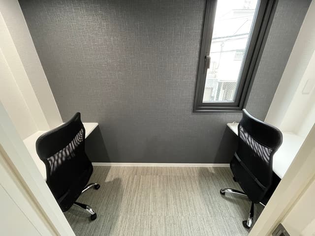 個室_2名様用の完全個室です。お部屋は24時間いつでもご利用になれます。