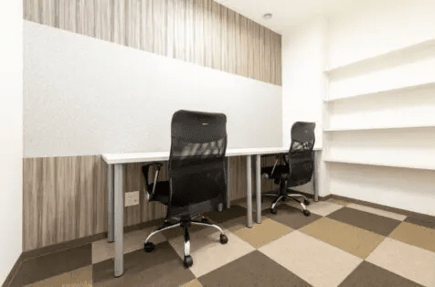 専有部_個室。有料で登記やポスト、ロッカーも利用可能です。©bizcomfort