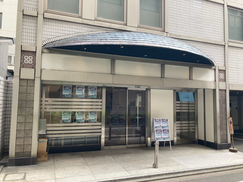 外観_最寄り駅から徒歩1分の位置にあります。
