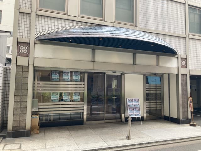 外観_最寄り駅から徒歩1分の位置にあります。