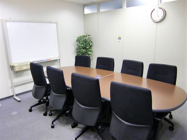 会議室_ビジネスに欠かせない会議室もご用意されています(要予約)