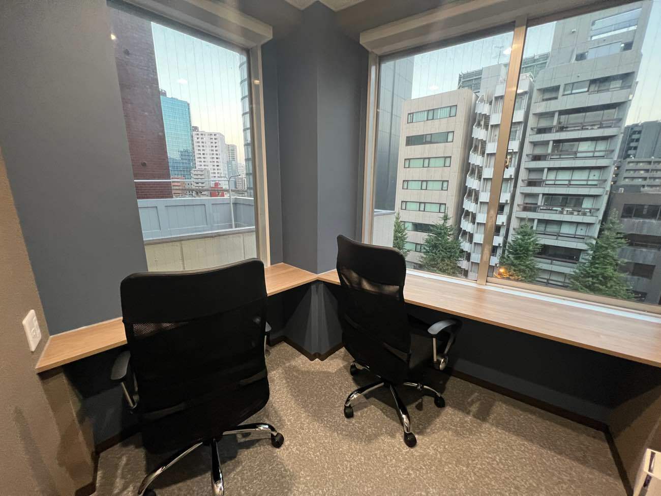 専有部_個室。自然光が入る窓ありのお部屋もあります。