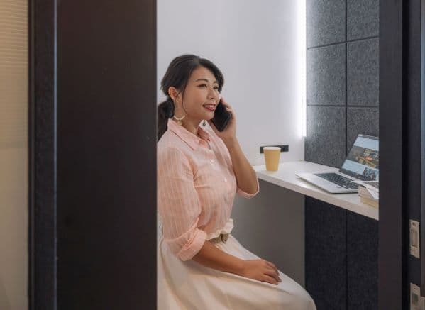 PhoneBoothでWeb会議