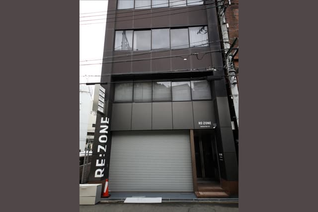 外観_中津駅から徒歩2分の場所にあります。