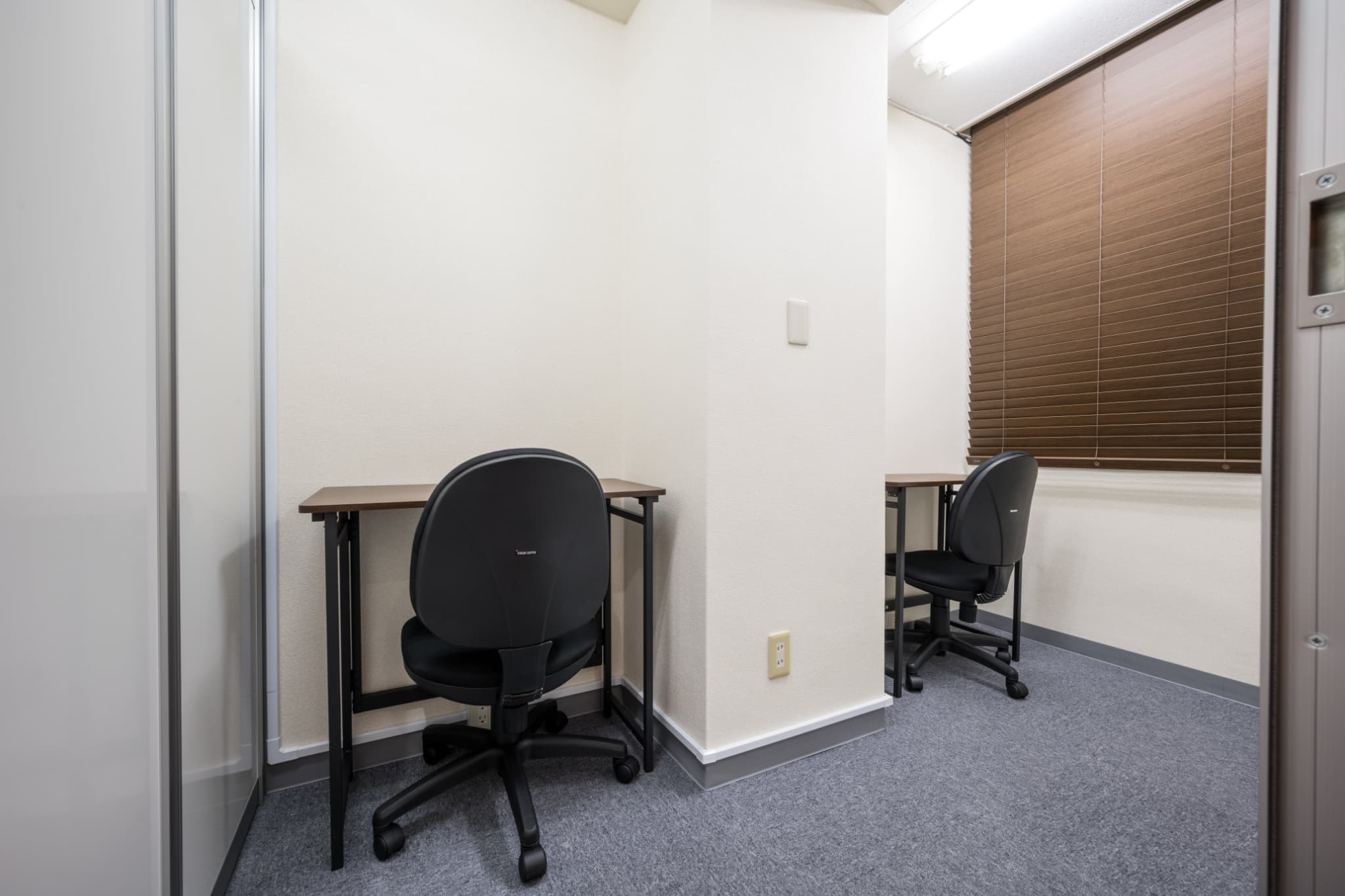 室内・個室(2名用)