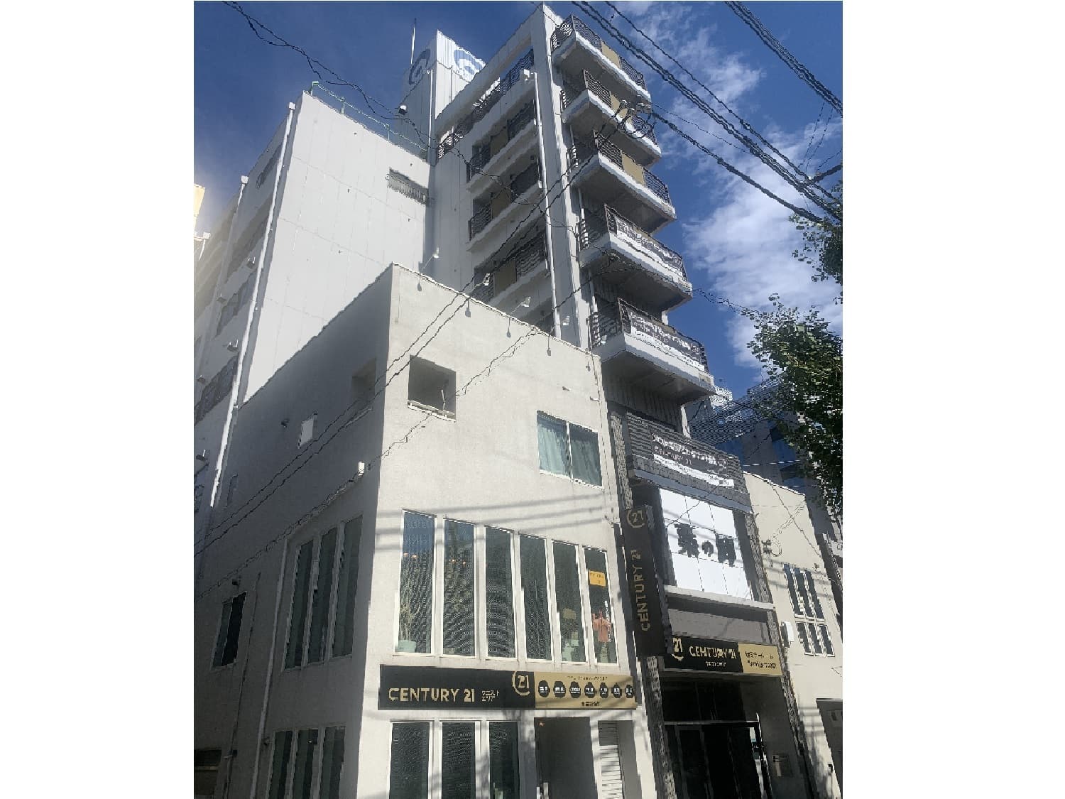 建物外観_弁天町駅・徒歩4分の場所にあるオフィスです。