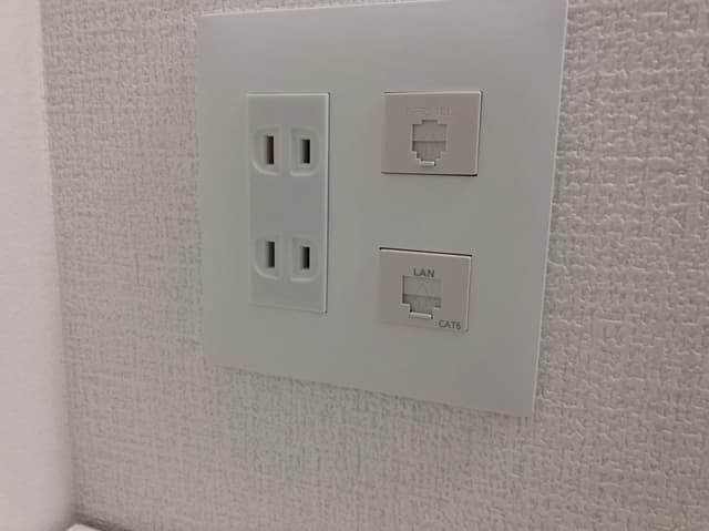 設備_コンセント。パソコン業務に欠かせない、電源・ネット環境が整っています。