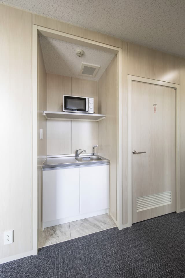 共用部_給湯室。2階~10階の各フロアに給湯室がございます。