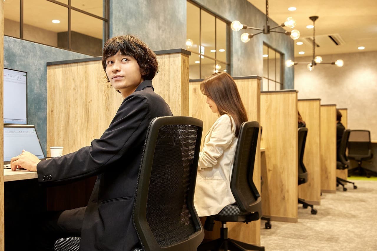 コワーキングスペース_イメージ04