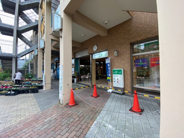 外観_マンションの一階部分です。