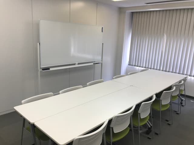 個室_お客様に合わせ、複数の個室からお部屋をお選びいただけます。