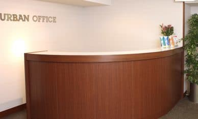 受付_は秘書スタッフが平日9時~17時半に常駐し、様々なビジネスのサポートしてくれます