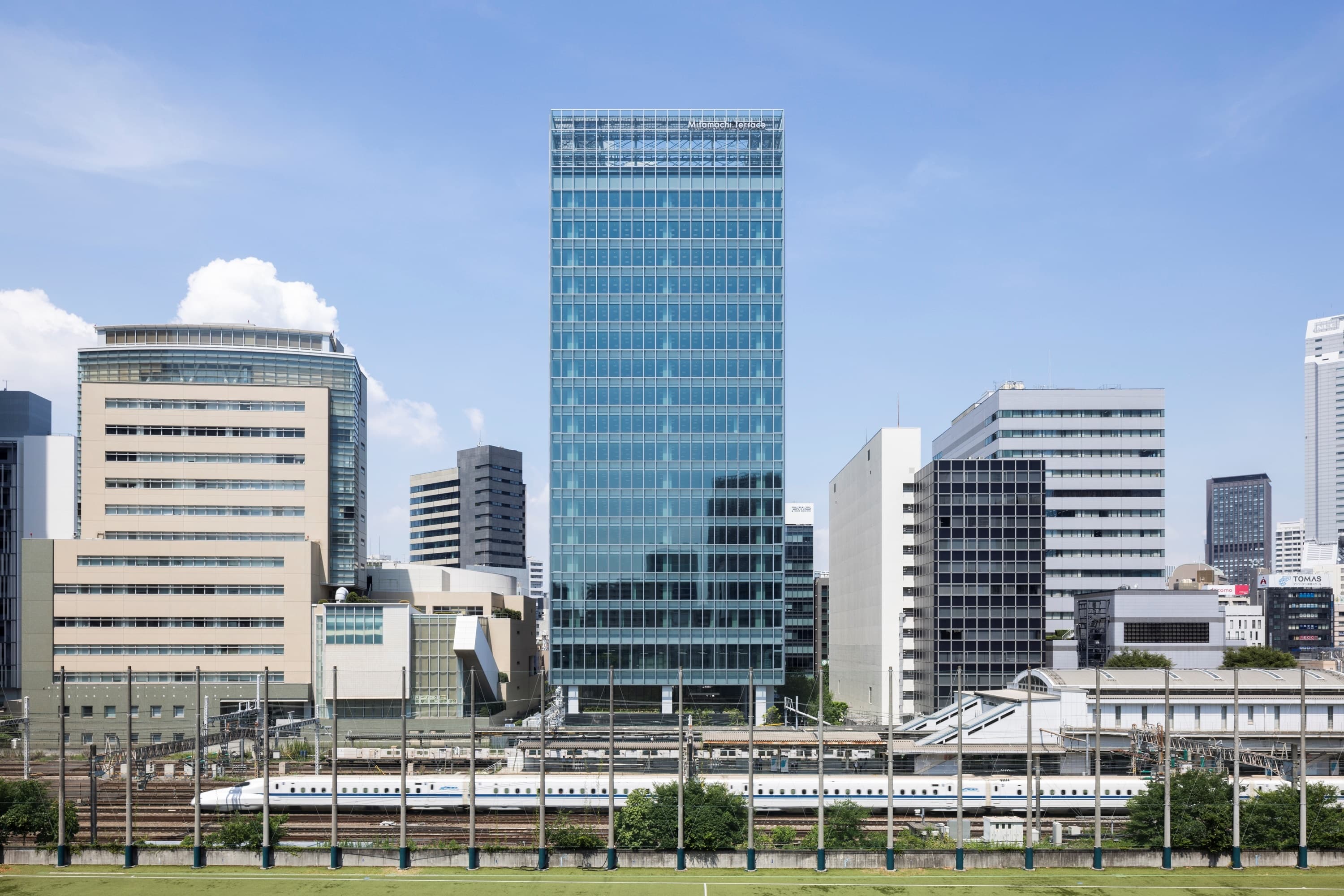 外観_三田駅直結、田町駅から徒歩2分の場所にあります。/ SS Co., Ltd. Naohiro Ogura