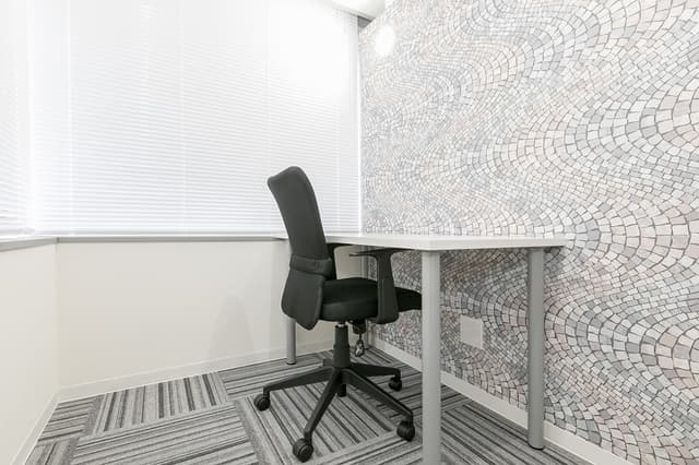 個室_充実した設備が整っているため、ビジネスに集中できます。