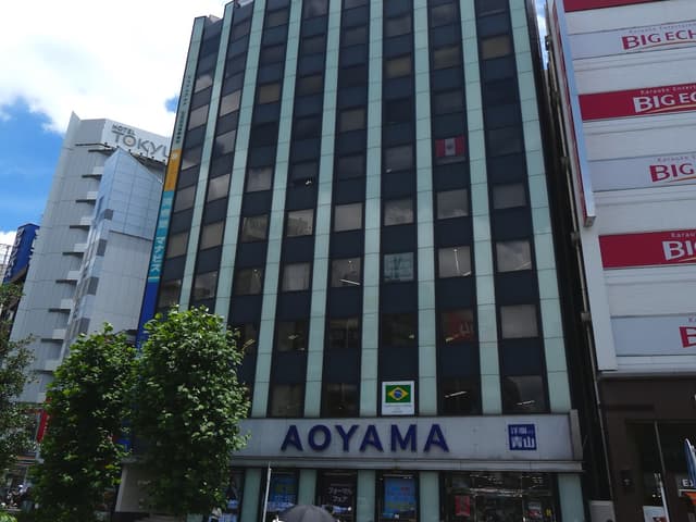 外観_ビル全体画像です。