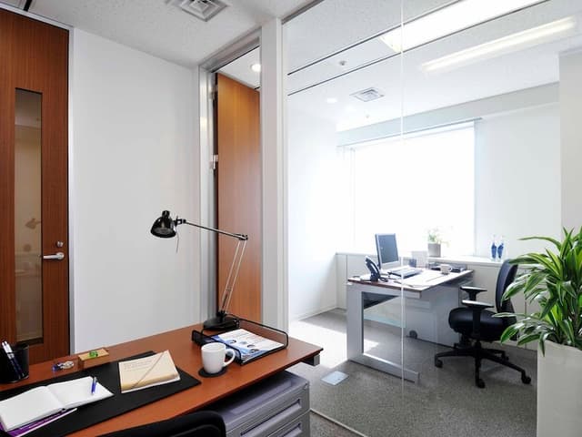 個室_24時間ご利用可能なためフレキシブルにご利用いただくことができます。