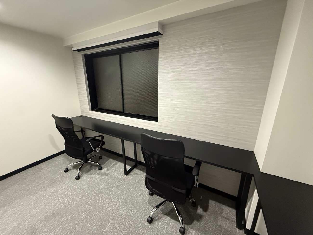 専有部_個室。インターネット環境を完備しています。