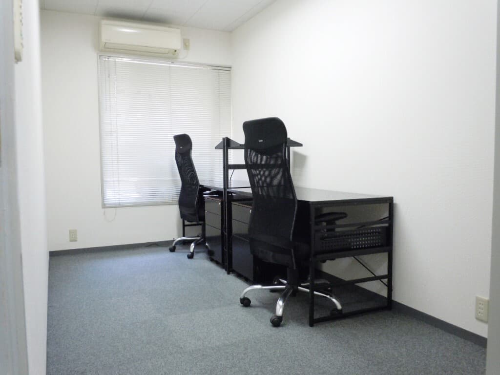 個室_レンタルオフィスの住所で法人登記が可能です。