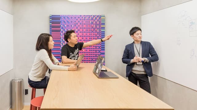 共用部_会議室。打合せや商談など様々な用途で活用できます。※写真はイメージです。© WeWork