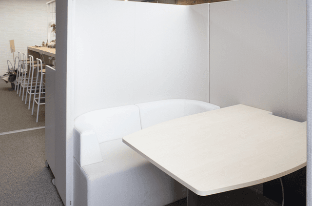 共用部_商談スペースも完備