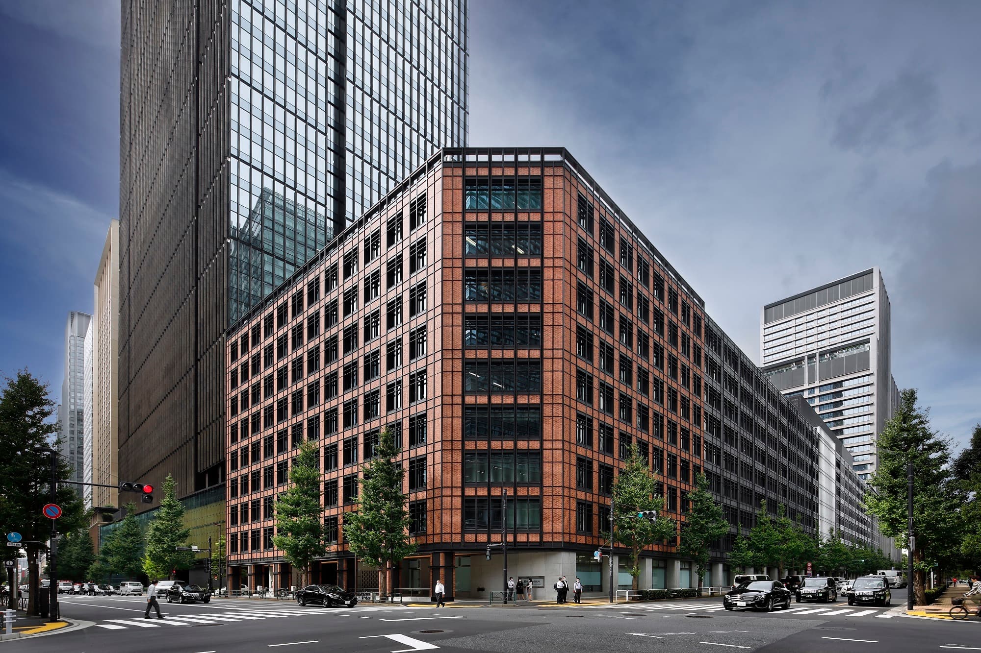 大手町ビルリノベ_竣工写真_東側
